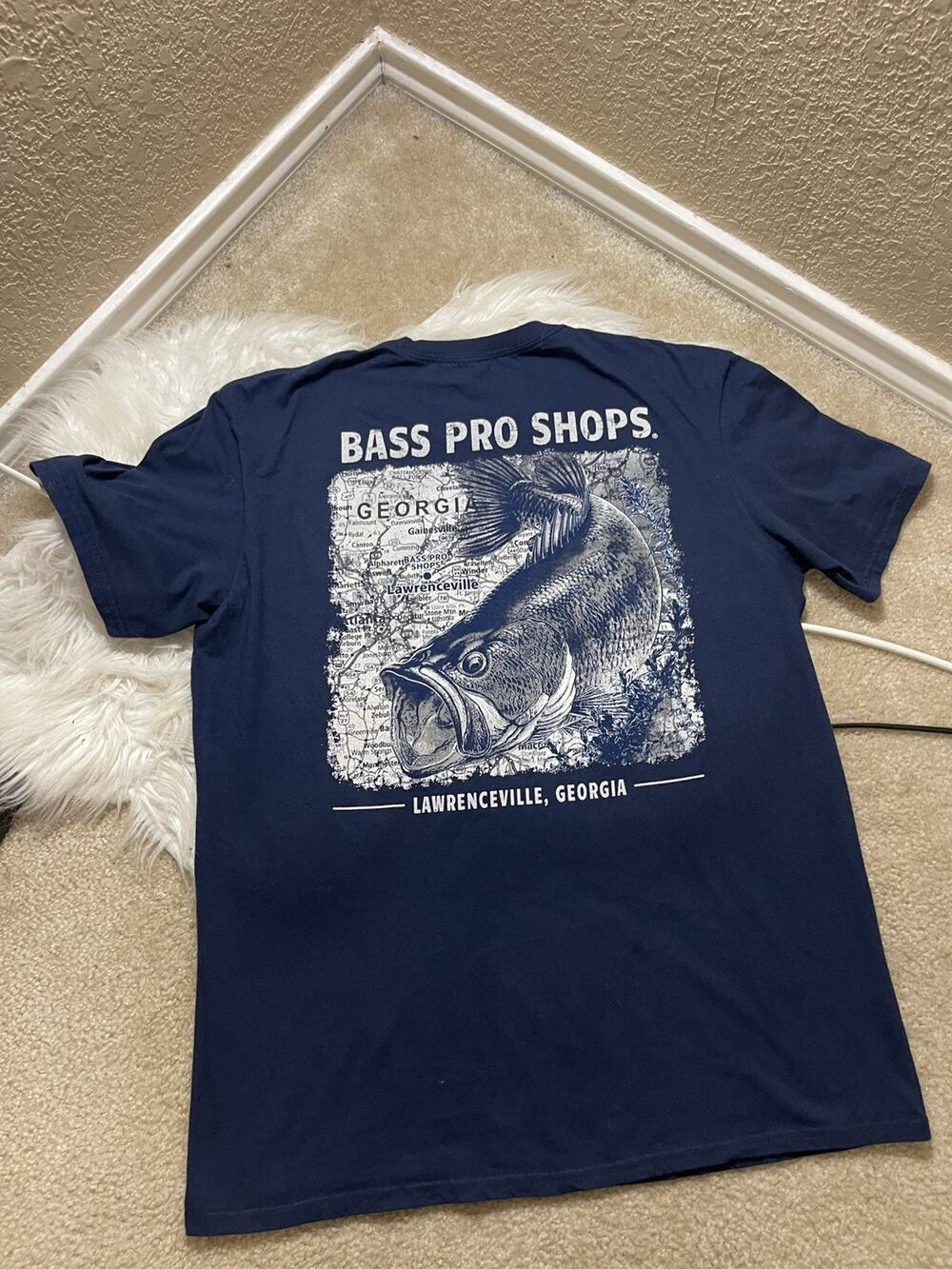 Bass Pro Shop Men's L Navy Graphic T Shirt Lawrenceville, GA Bass Fish Map